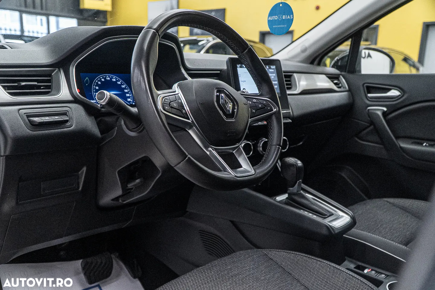 Renault Captur TCe Mild Hybrid 140 EDC GPF EVOLUTION - 6
