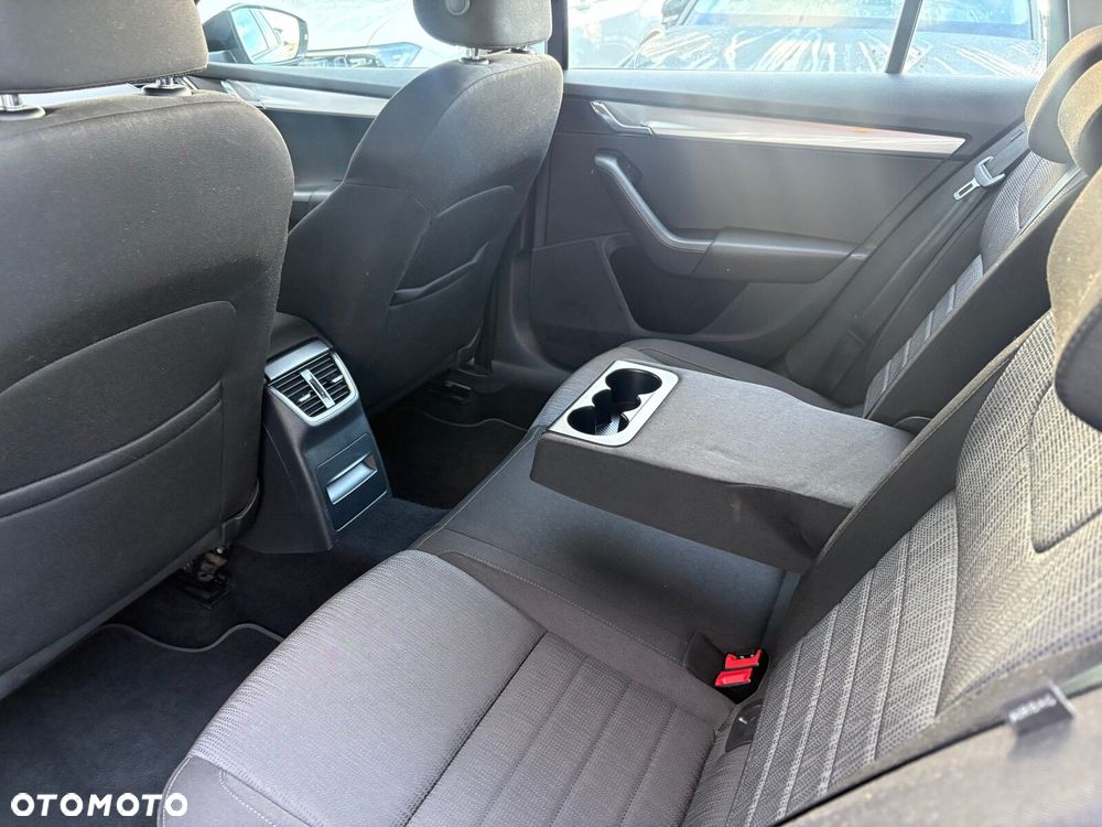 Skoda Octavia 1.6 TDI Style - 15