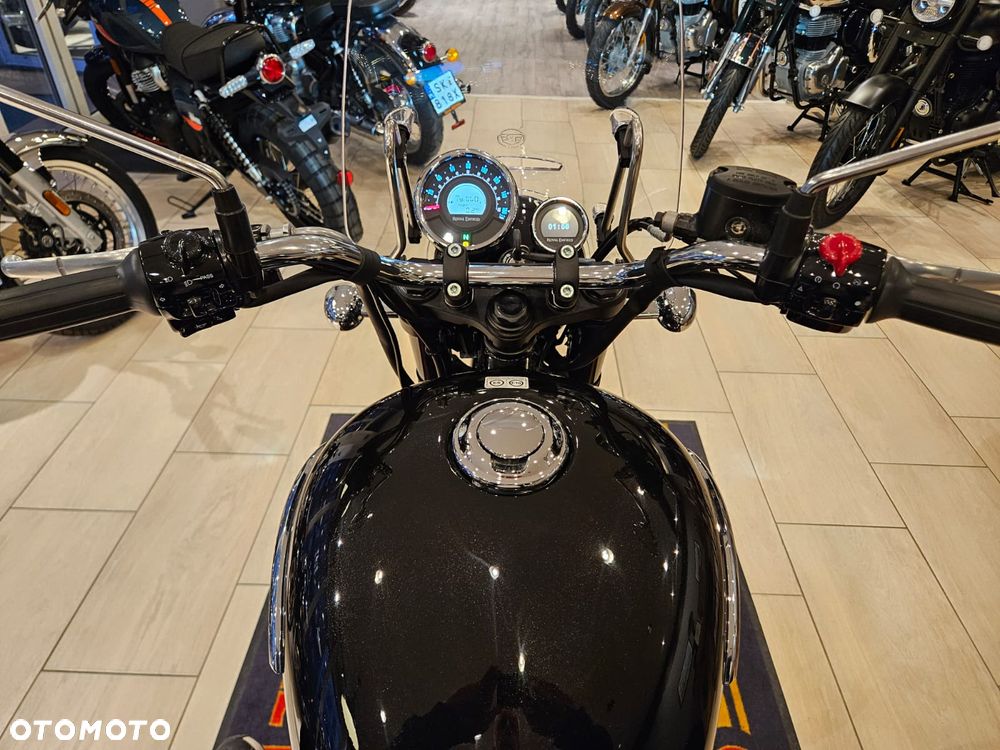 Royal Enfield Meteor - 7