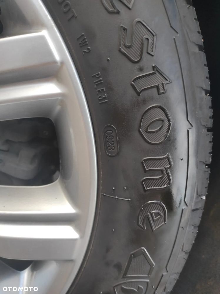 Ford Edge - 16