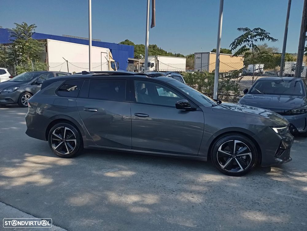 Opel Astra Sports Tourer 1.2 T GS - 4