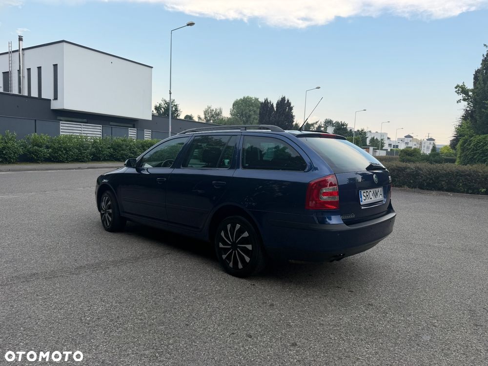 Skoda Octavia 1.8 T FSI Elegance - 9