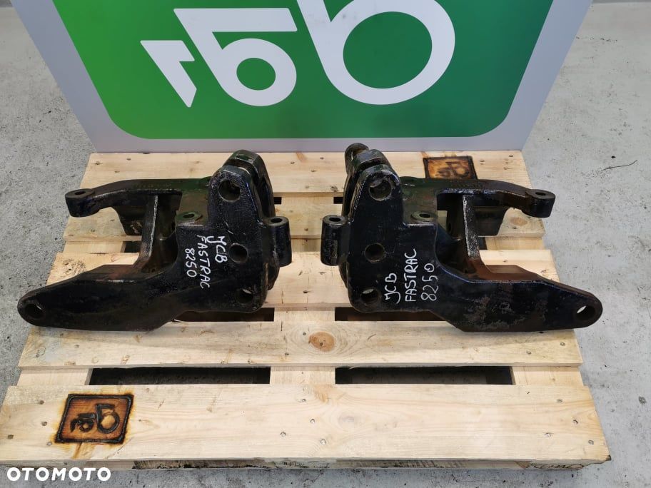 Wspornik siłownika ramion JCB 8250 Fastrack - 2