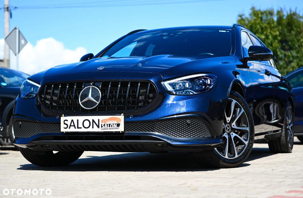 Mercedes-Benz Klasa E 220 d 9G-TRONIC Night Edition - 4