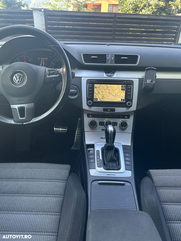 Volkswagen Passat Alltrack 2.0 TDI 4Motion DSG BlueMotion Tec - 11