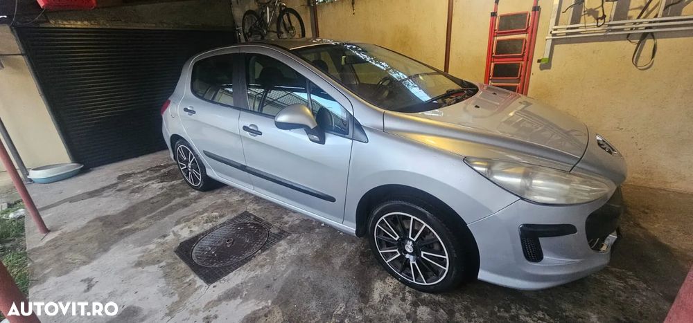 Peugeot 308 1.4E Confort - 1