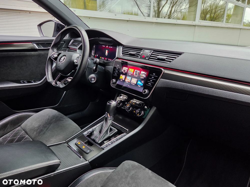 Skoda Superb 2.0 TDI SCR Sportline DSG - 16