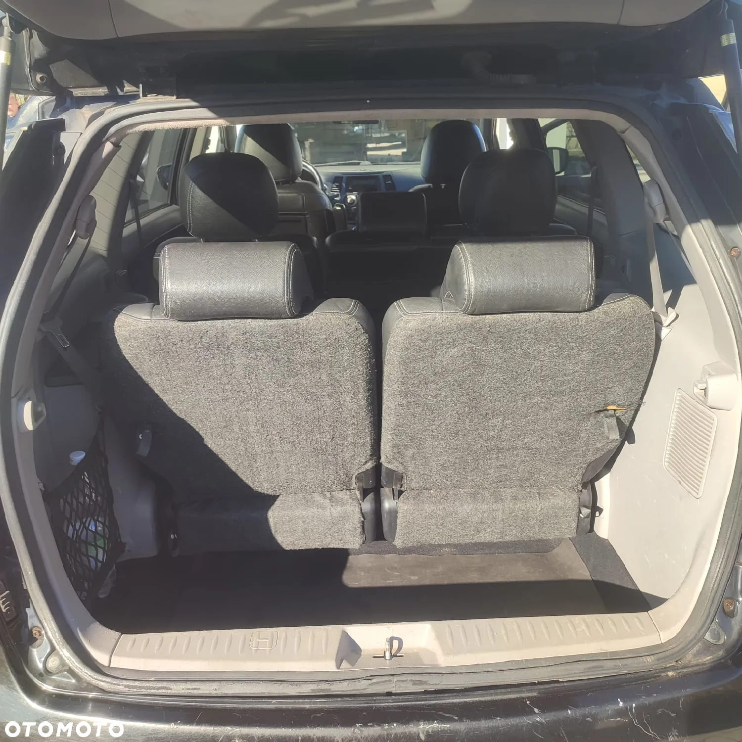 Mitsubishi Grandis 2.0 DI-D 7-Sitzer Intense - 3
