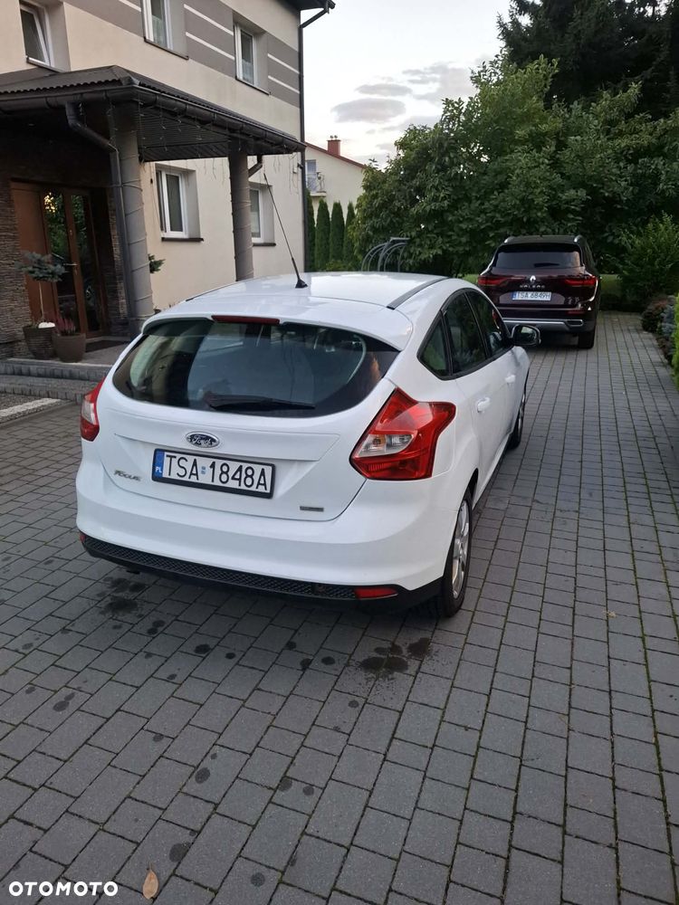 Ford Focus 2013 photo 3