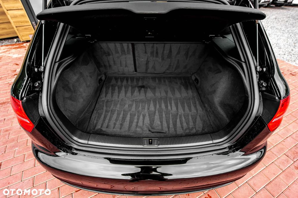 Audi S3 Sportback Standard - 15