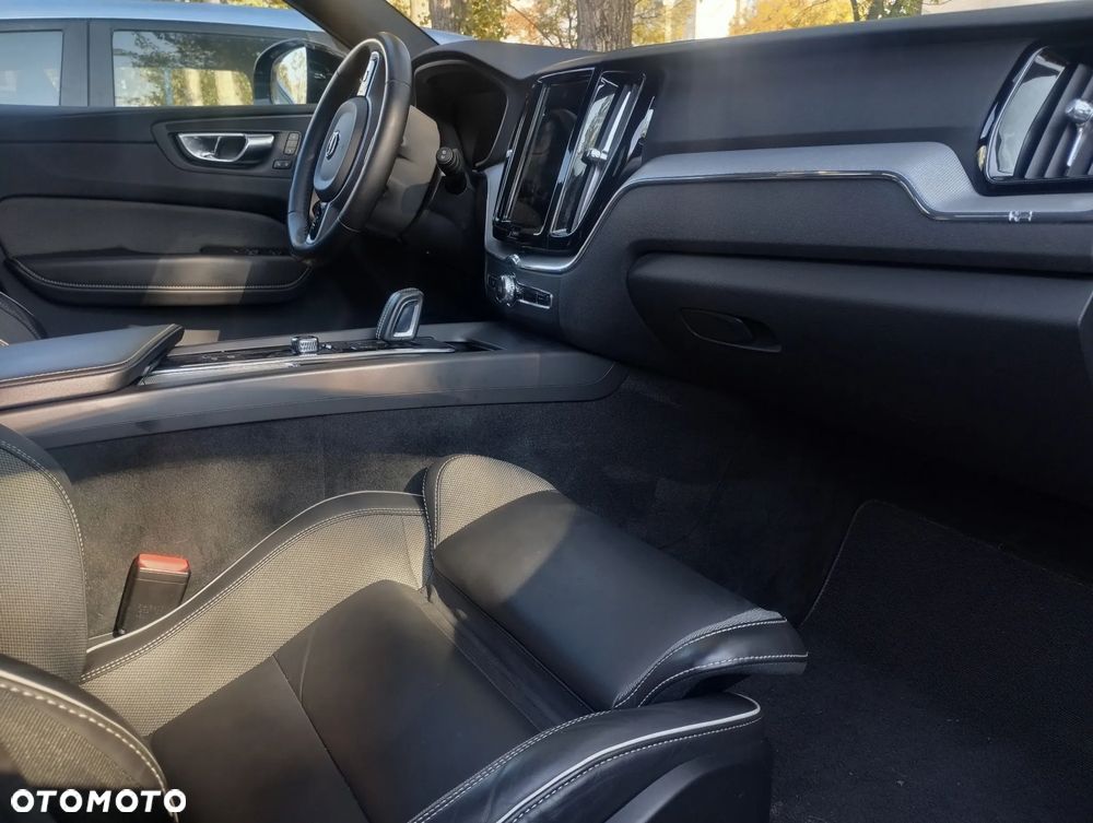 Volvo XC 60 - 16