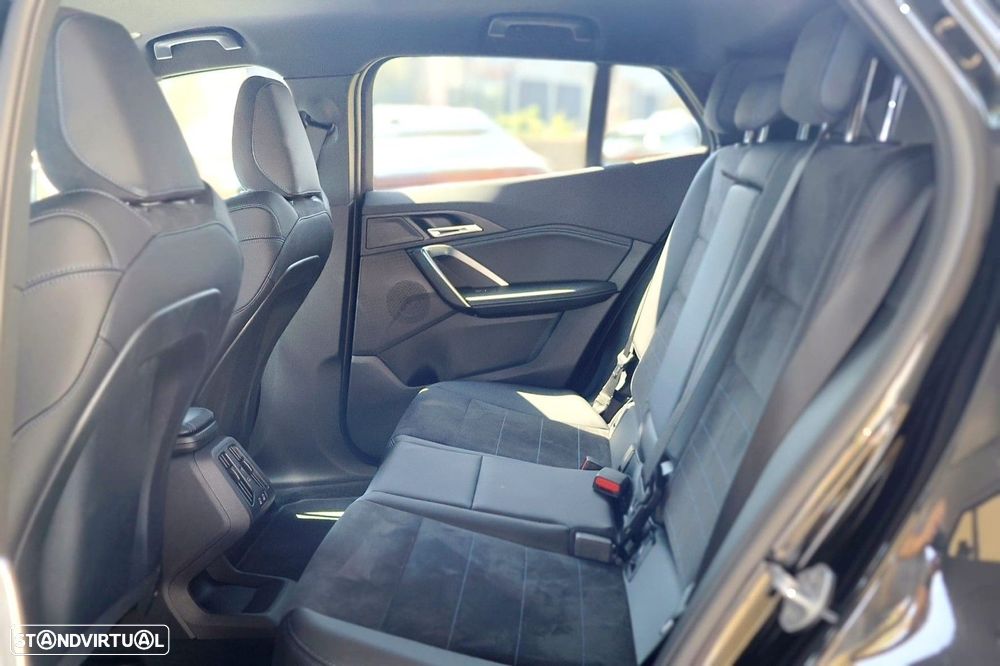 BMW iX2 eDrive20 Pack Desportivo M - 18