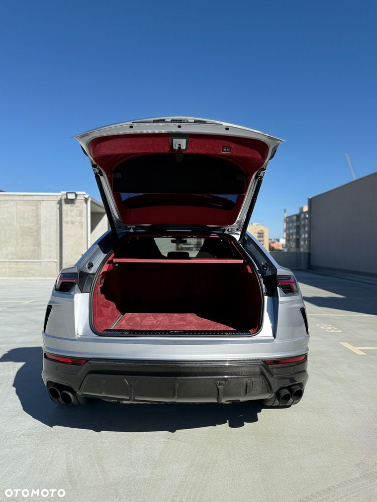 Lamborghini Urus Standard - 8