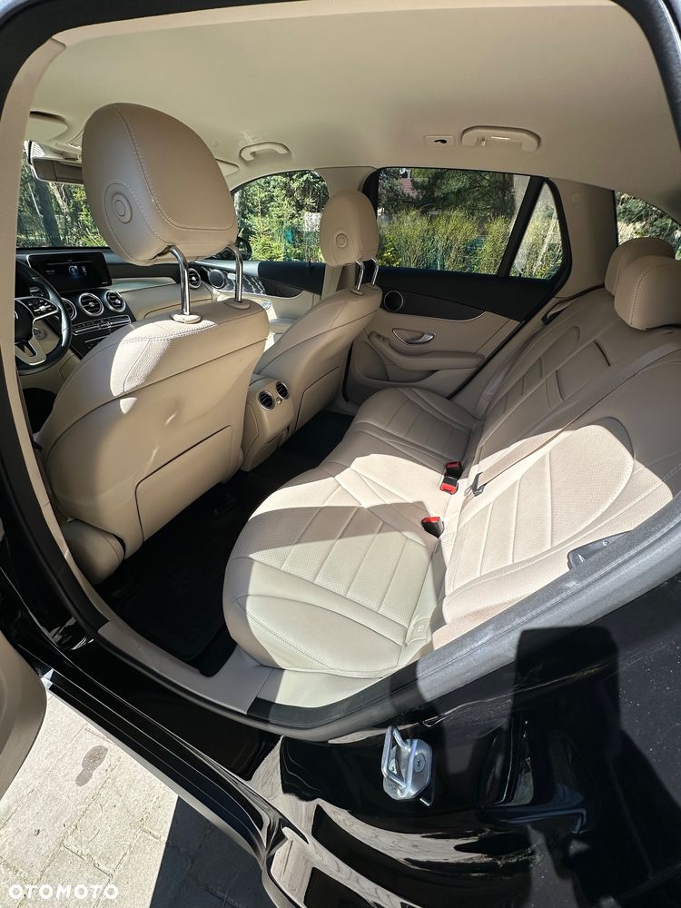 Mercedes-Benz GLC 200 d 4-Matic Business Edition - 20