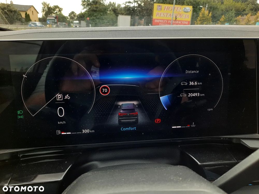 Renault Austral 1.3 TCe mHEV Esprit Alpine - 28