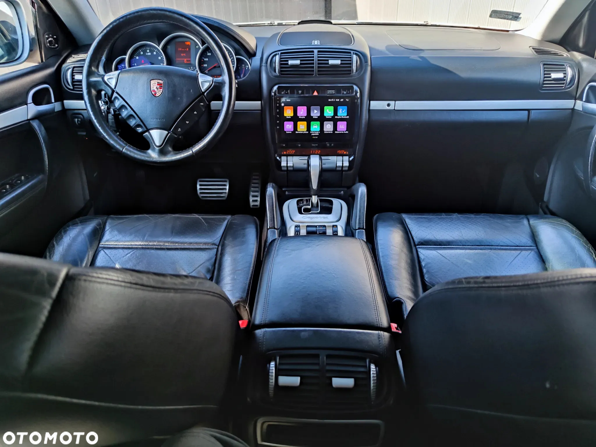 Porsche Cayenne - 16