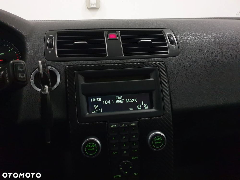 Volvo C30 D2 Momentum - 16