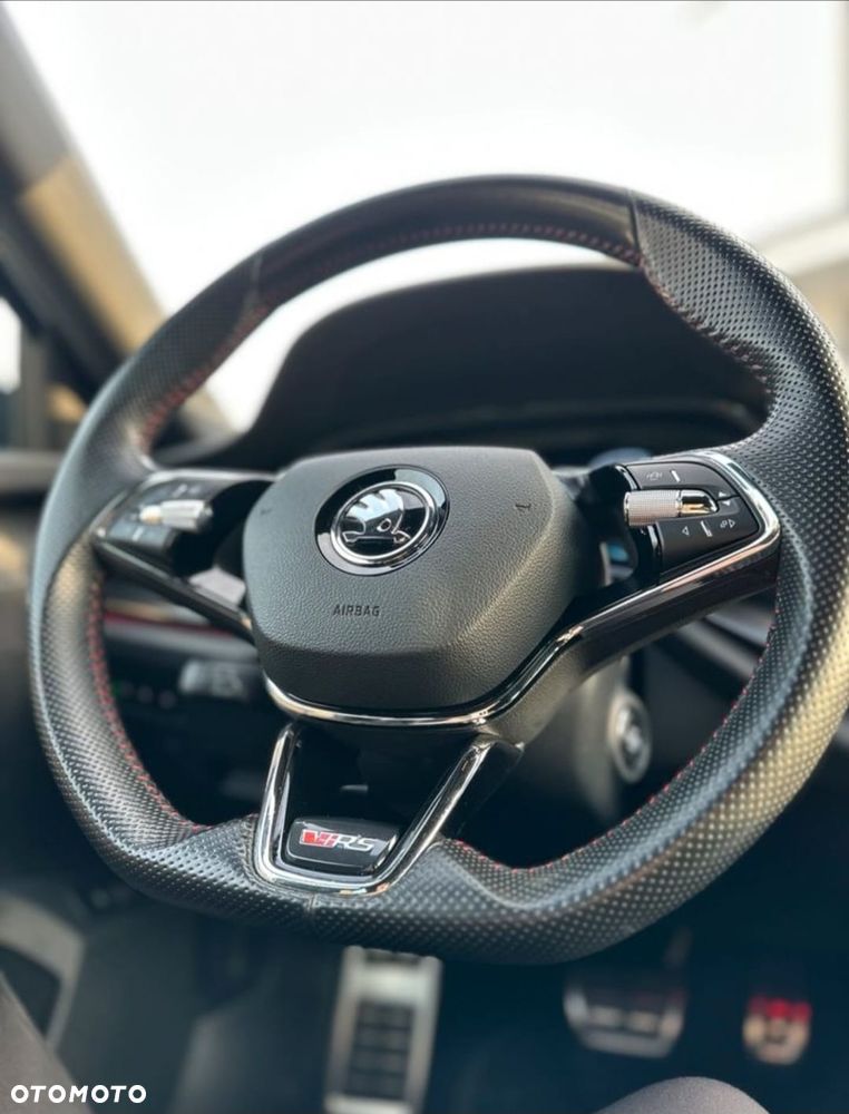 Skoda Octavia 2.0 TDI DSG RS - 6