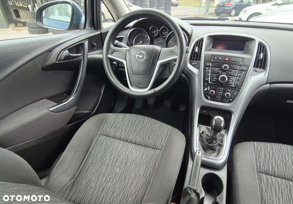 Opel Astra - 11