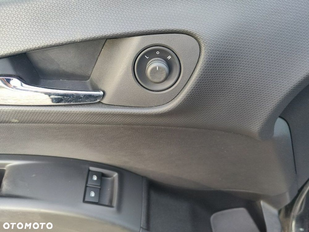 Opel Meriva - 19