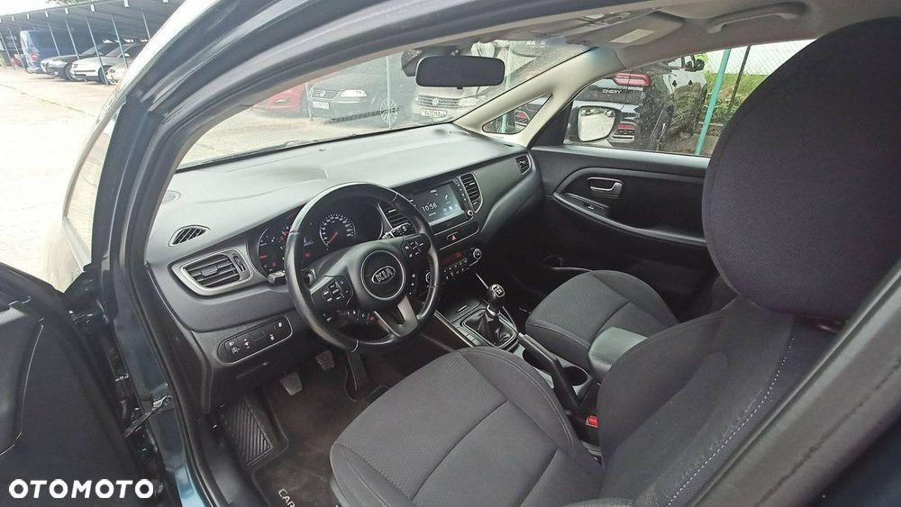 Kia Carens 1.7 CRDi L 7os - 10