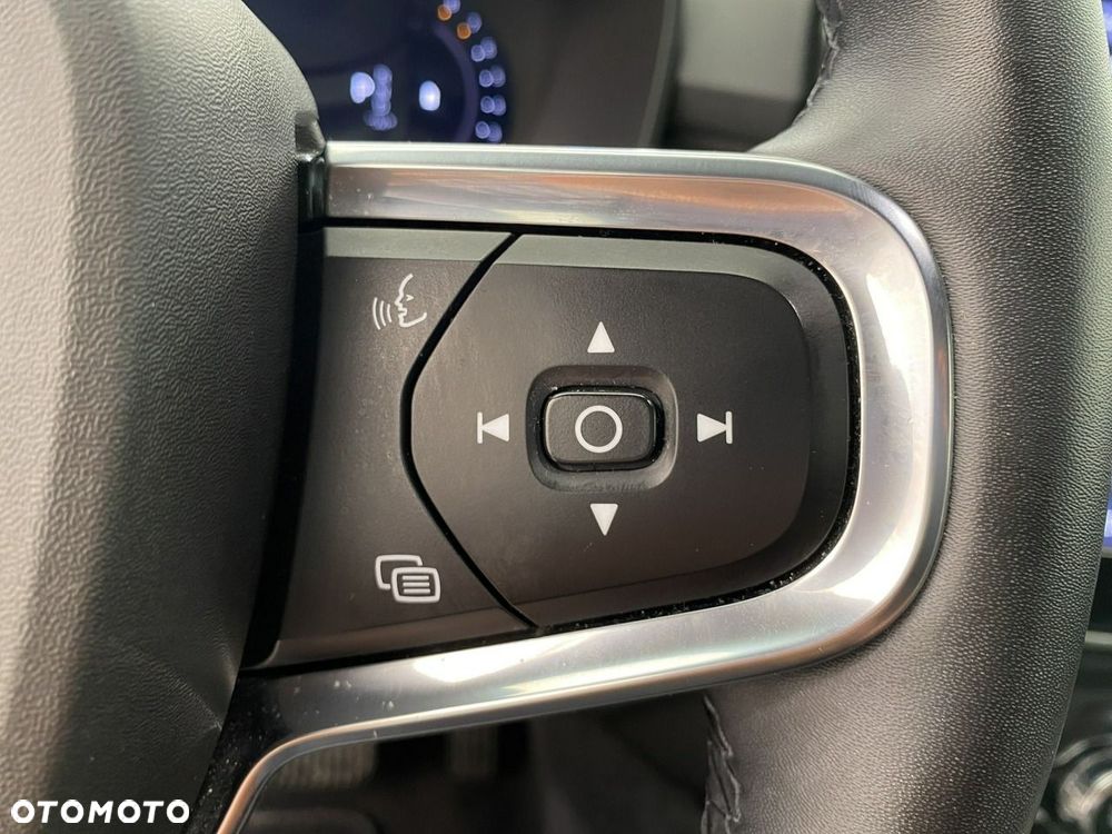 Volvo XC 40 - 27