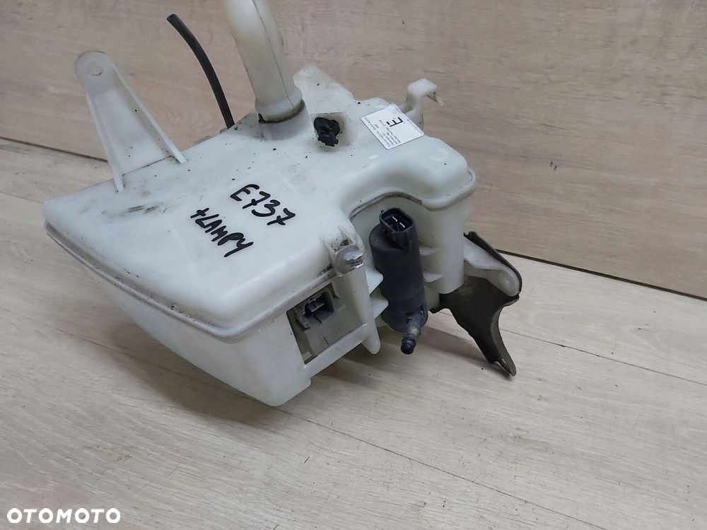 Toyota Corolla E15 zbiorniczek spryskiwaczy pod lampy ksenon 85350-02070 - 3