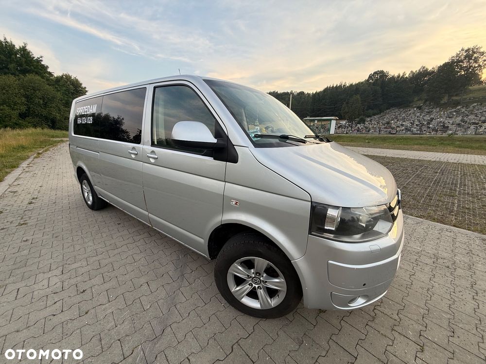 Volkswagen Caravelle - 4