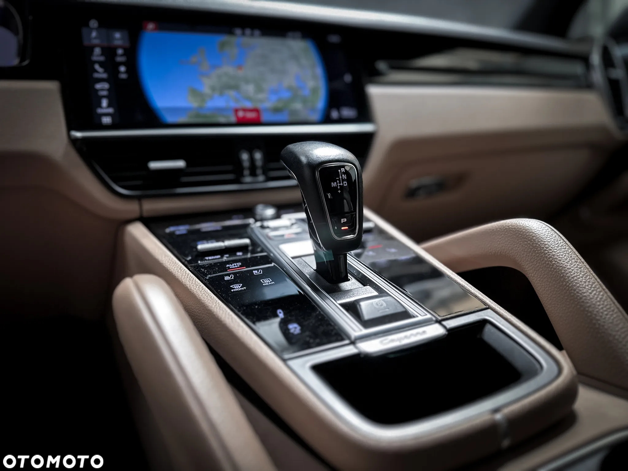 Porsche Cayenne Standard - 23