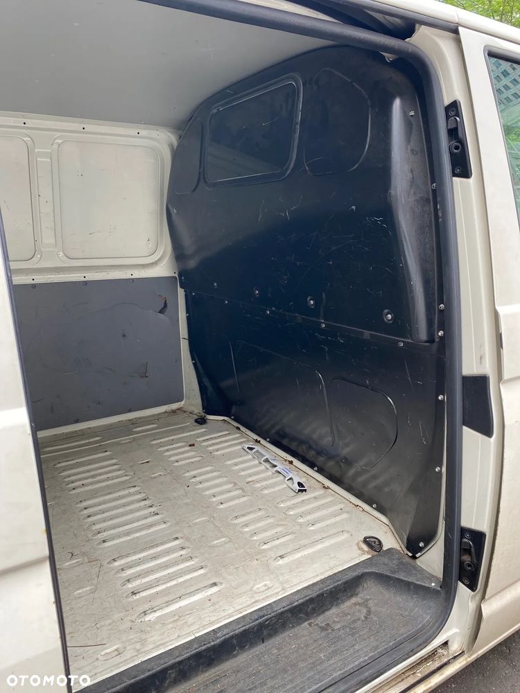 Volkswagen Transporter - 6