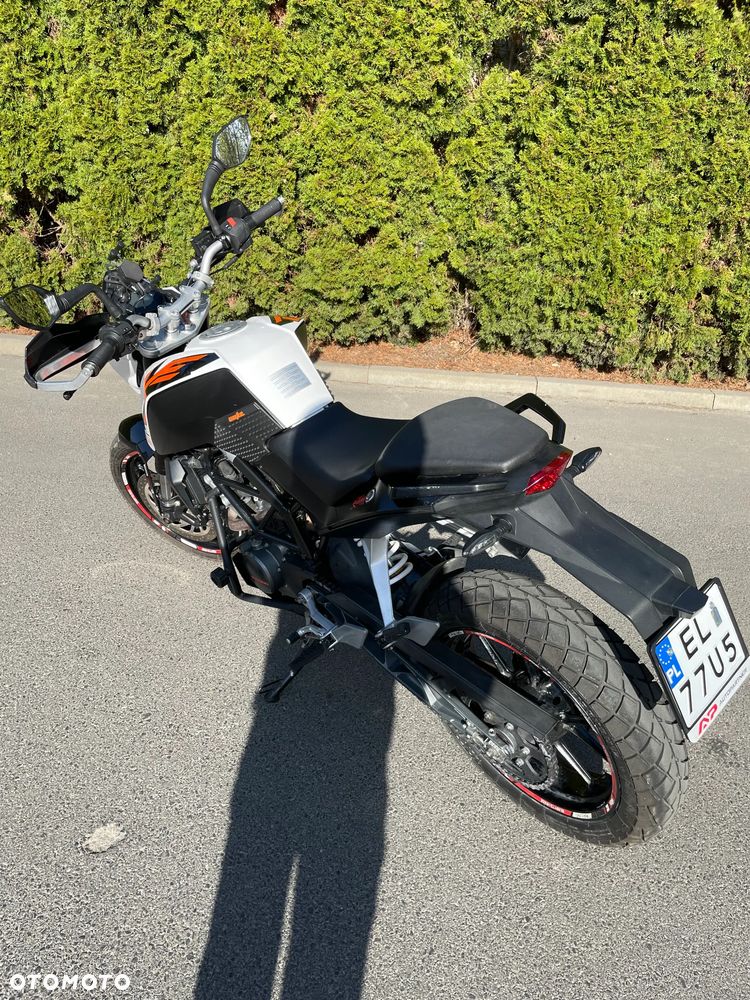 KTM Duke 125 - 13