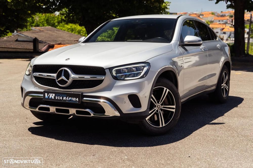 Mercedes-Benz GLC 300 e Coupe 4Matic - 2