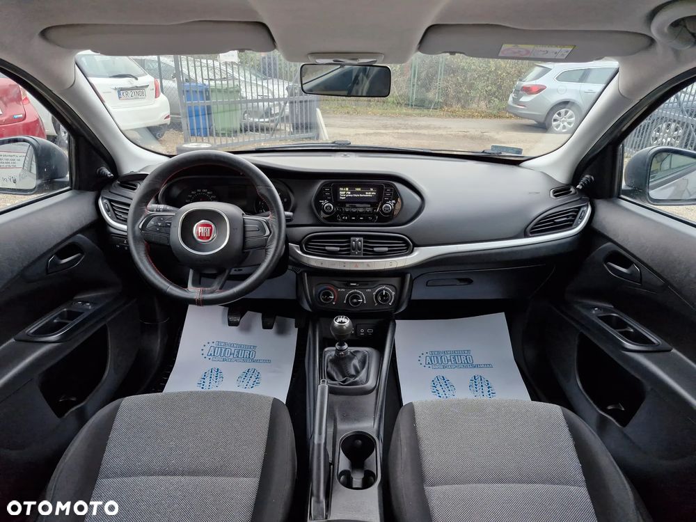 Fiat Tipo 1.4 16V Easy - 24