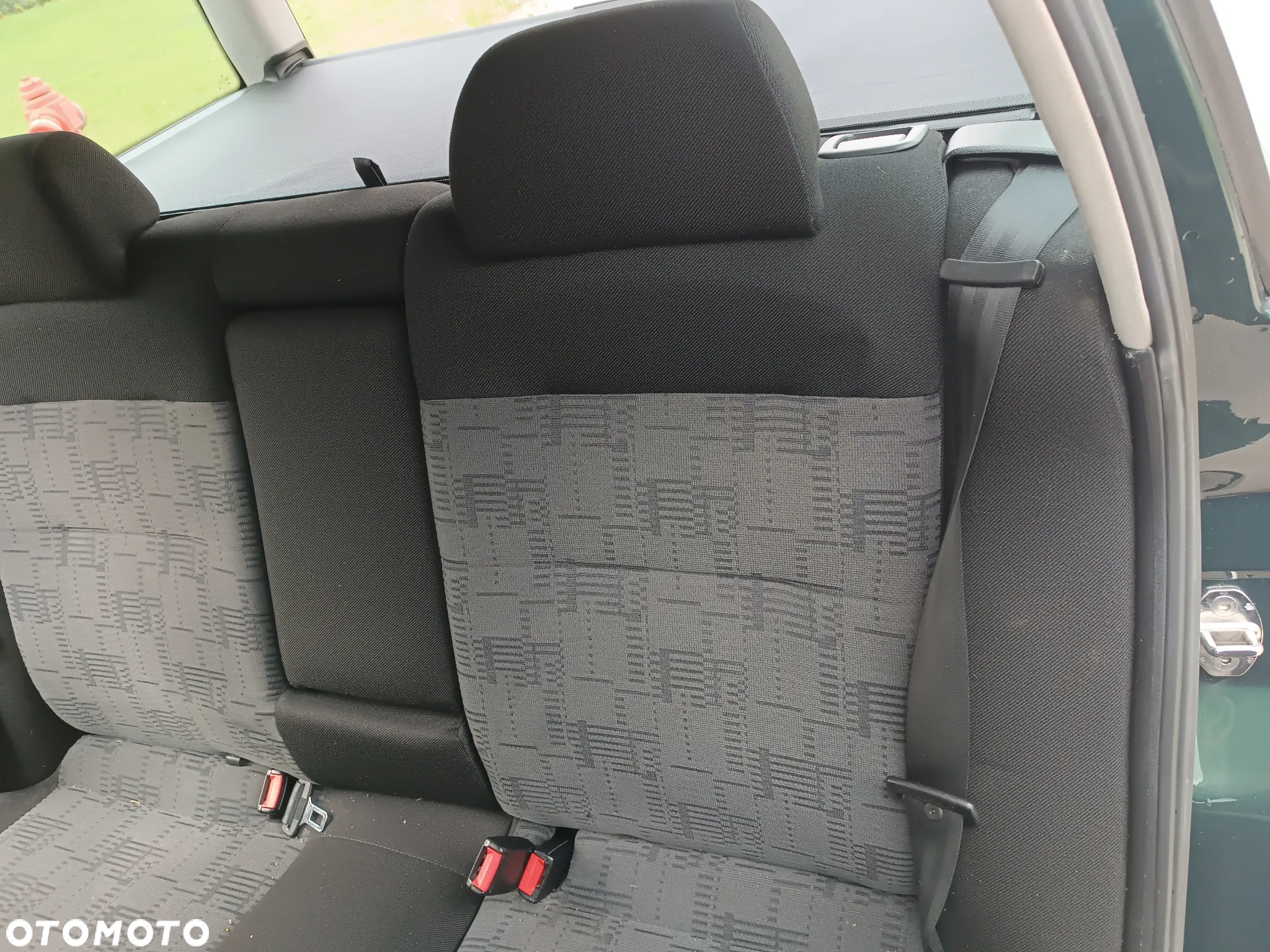 Volkswagen Passat 1.8 Comfortline - 31