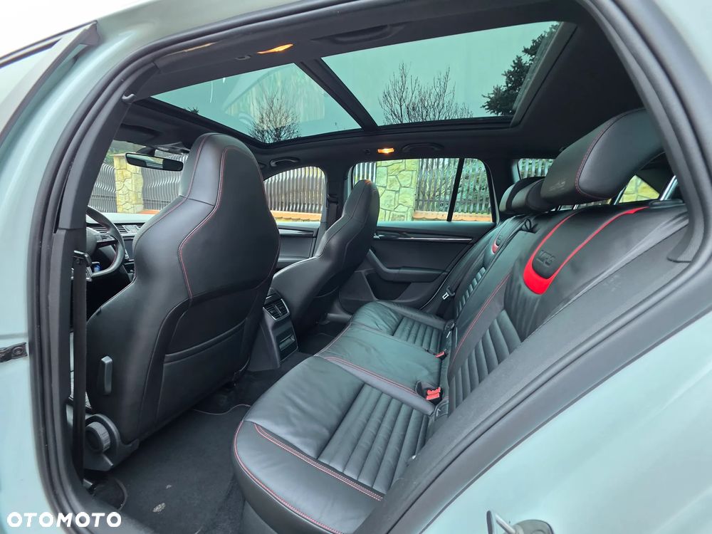 Skoda Octavia 2.0 TDI 4x4 DSG RS - 3