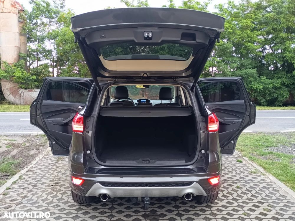 Ford Kuga - 8
