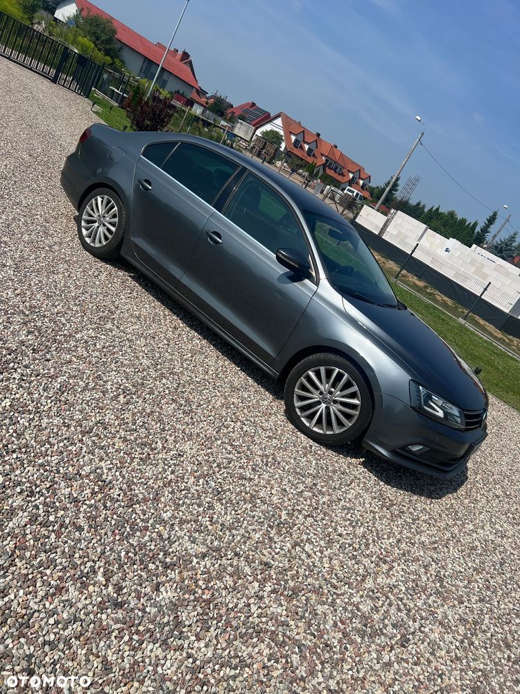 Volkswagen Jetta 1.4 TSI BMT Comfortline - 5