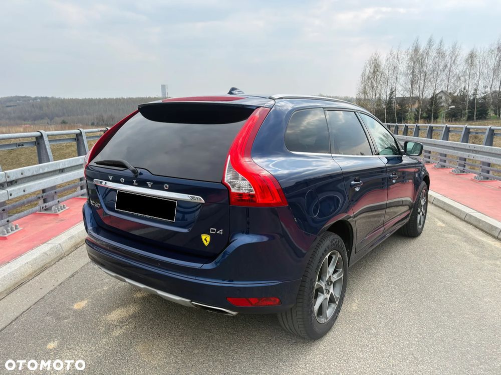 Volvo XC 60 D4 Drive-E Ocean Race - 3