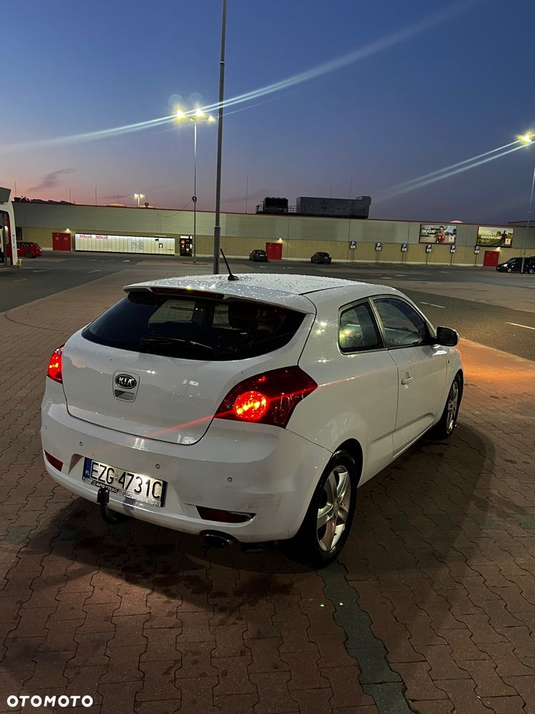 Kia Ceed 1.6 Crdi Comfort - 4