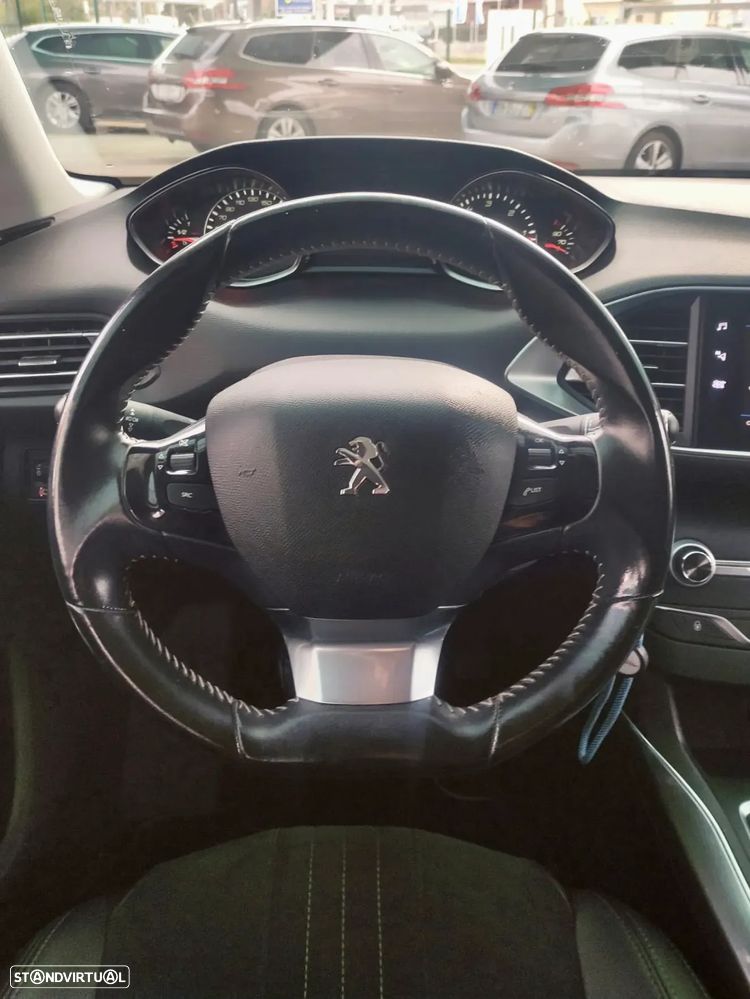 Peugeot 308 SW 1.5 BlueHDi Allure - 8