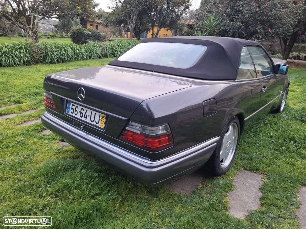 Mercedes-Benz E 200 - 7