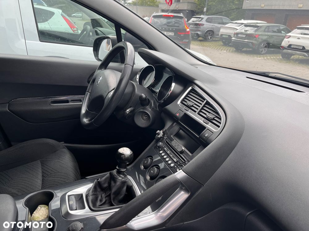 Peugeot 3008 1.6 HDi Trendy - 4