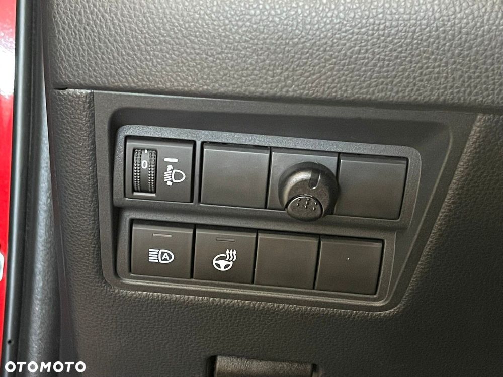 Toyota Yaris Hybrid 1.5 GR Sport - 28