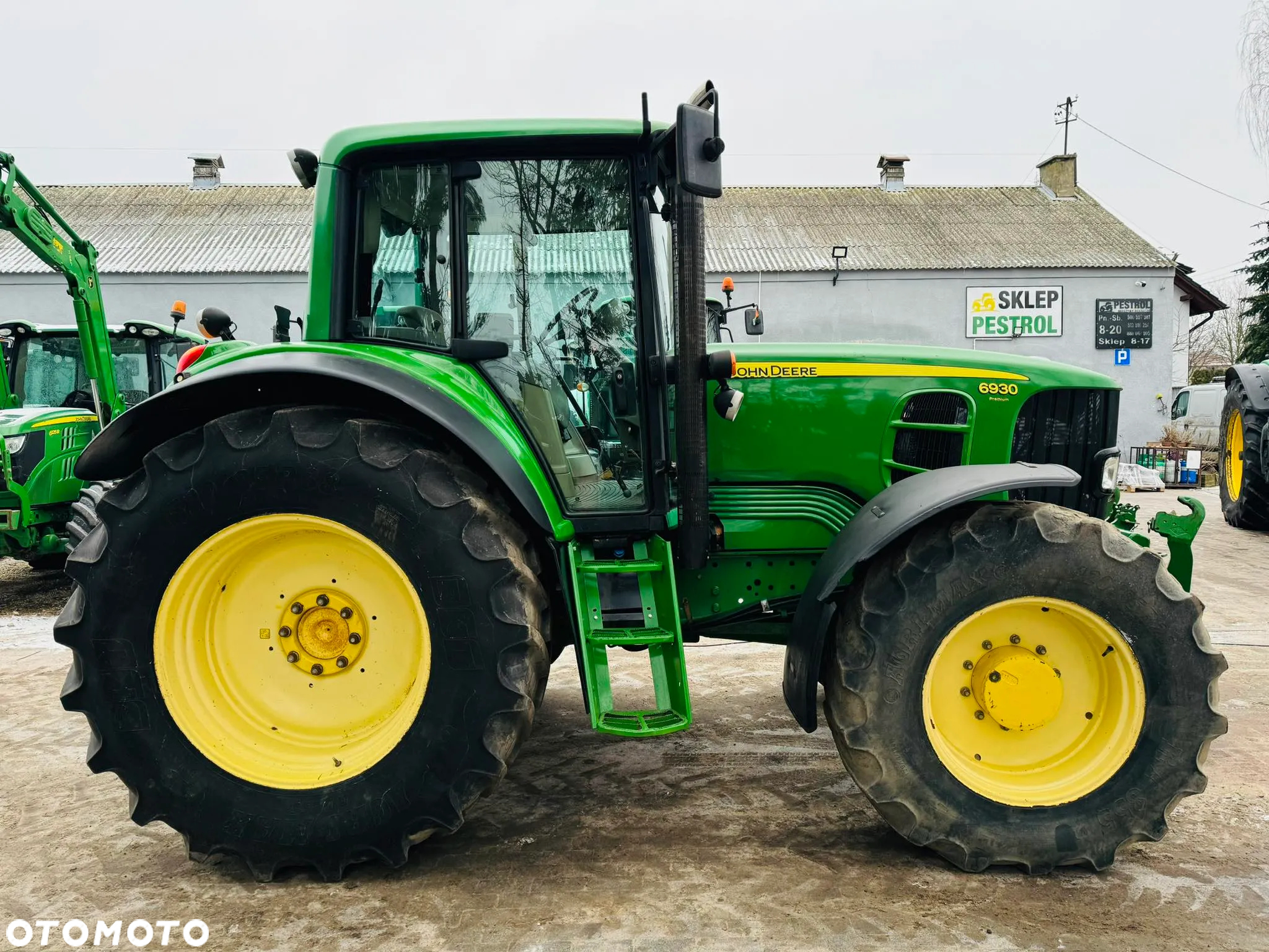 John Deere 6930 - 5