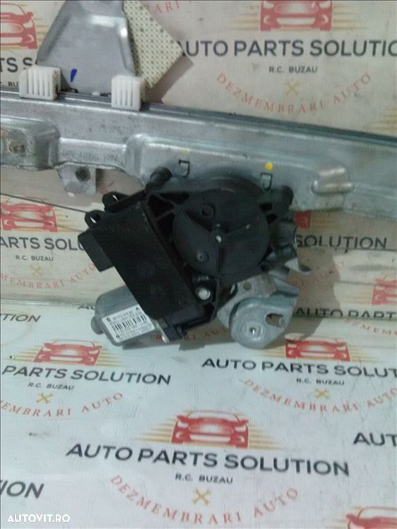 motoras macara geam usa stanga fata peugeot 308 an fabr. 2008 - 1