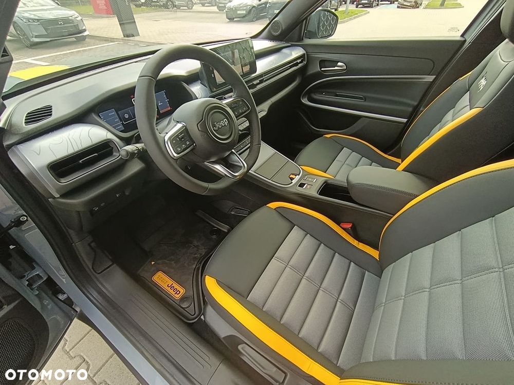 Jeep Avenger - 12