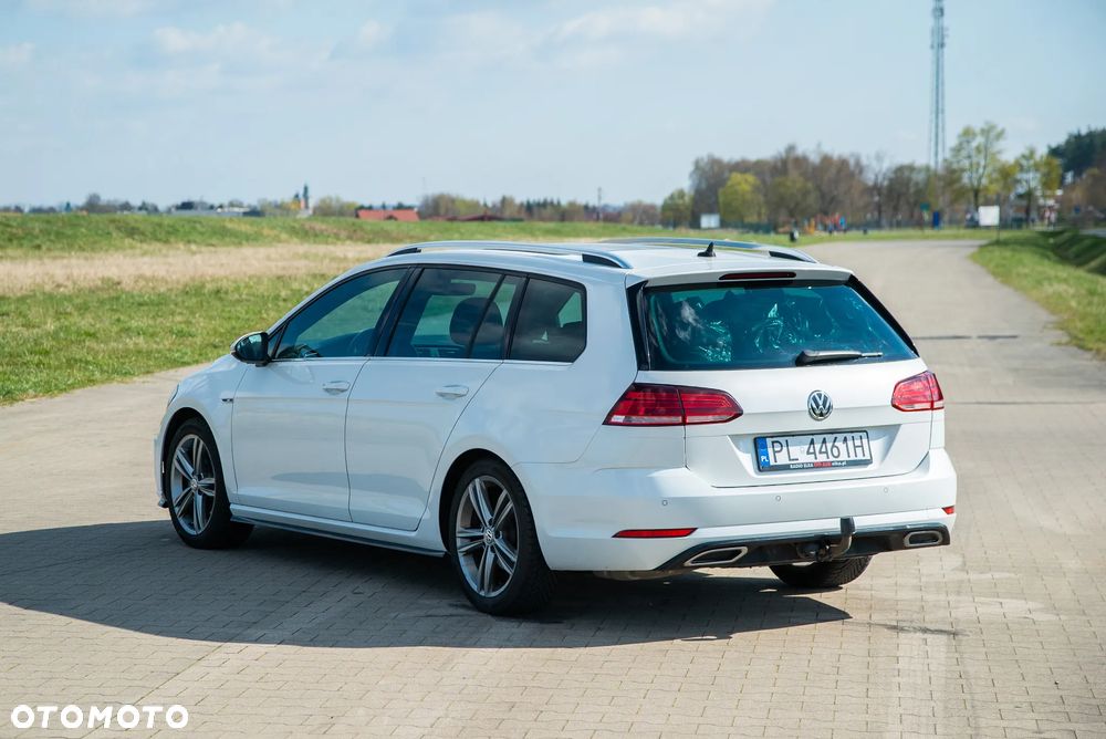 Volkswagen Golf 1.5 TSI EVO R-Line - 9