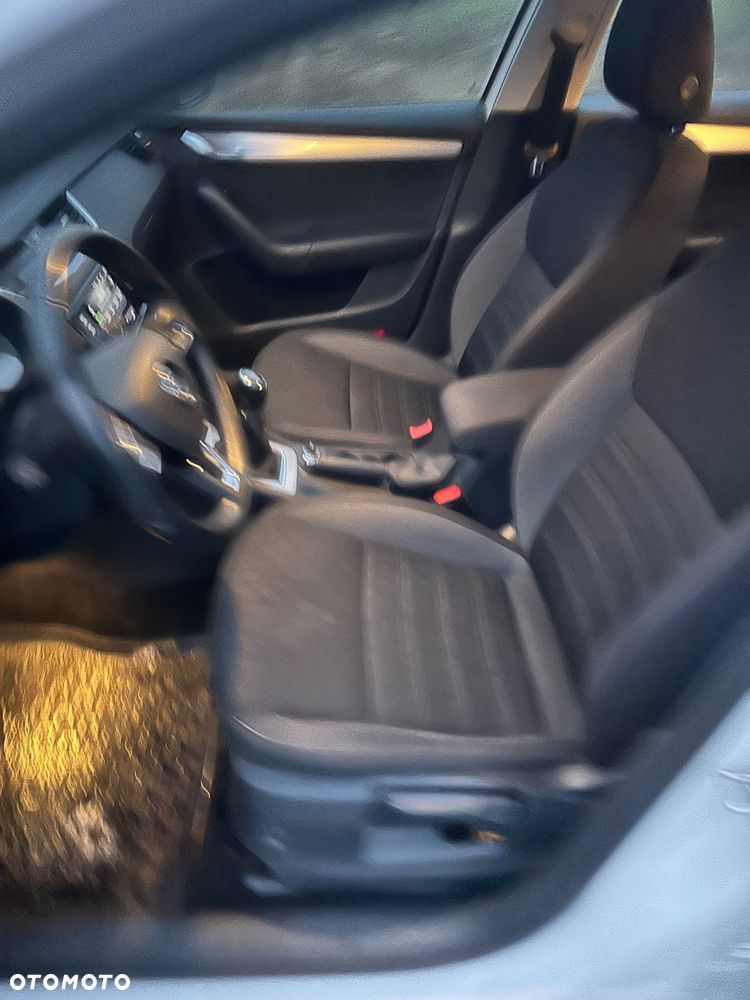 Skoda Octavia 1.6 TDI Ambition - 23