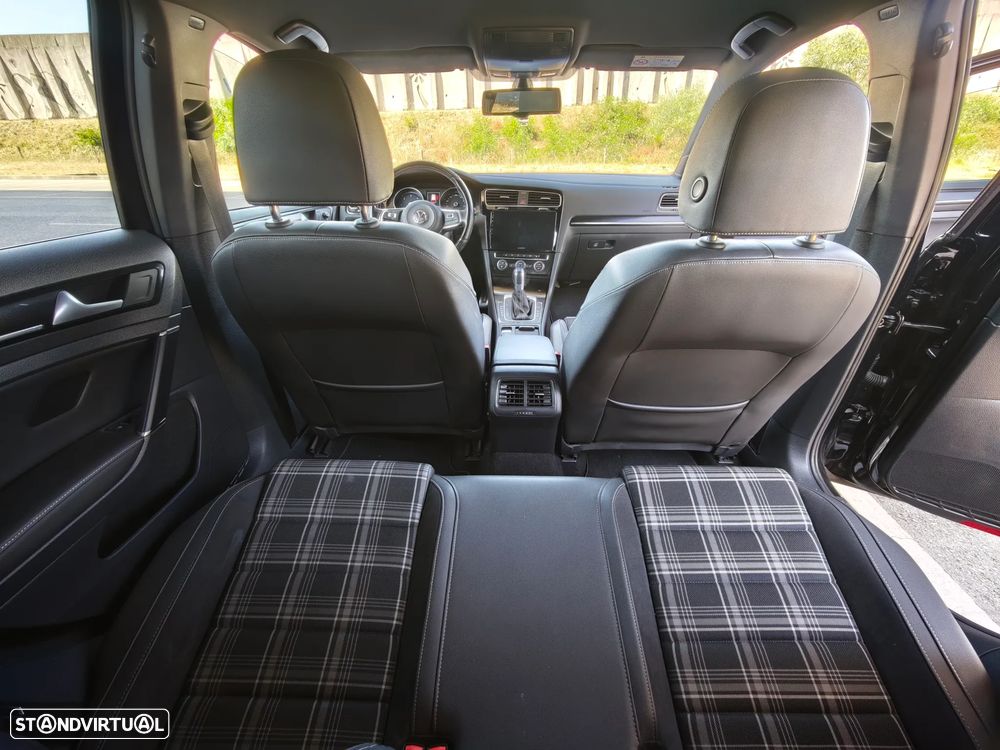 VW Golf 2.0 TDI GTD DSG - 9