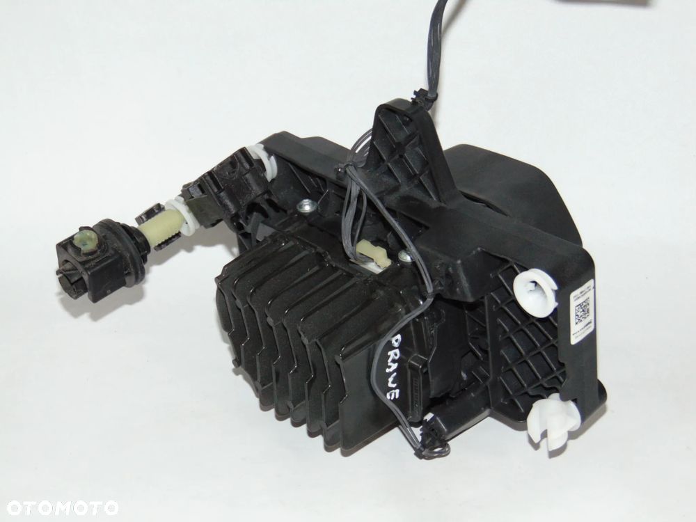 Soczewka moduł przetwornica prawa BMW F40 901779562 90147415 - 6